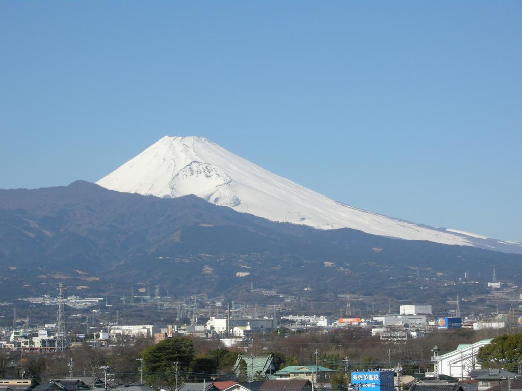 Hotel Ermou Regency Numazu Buitenkant foto